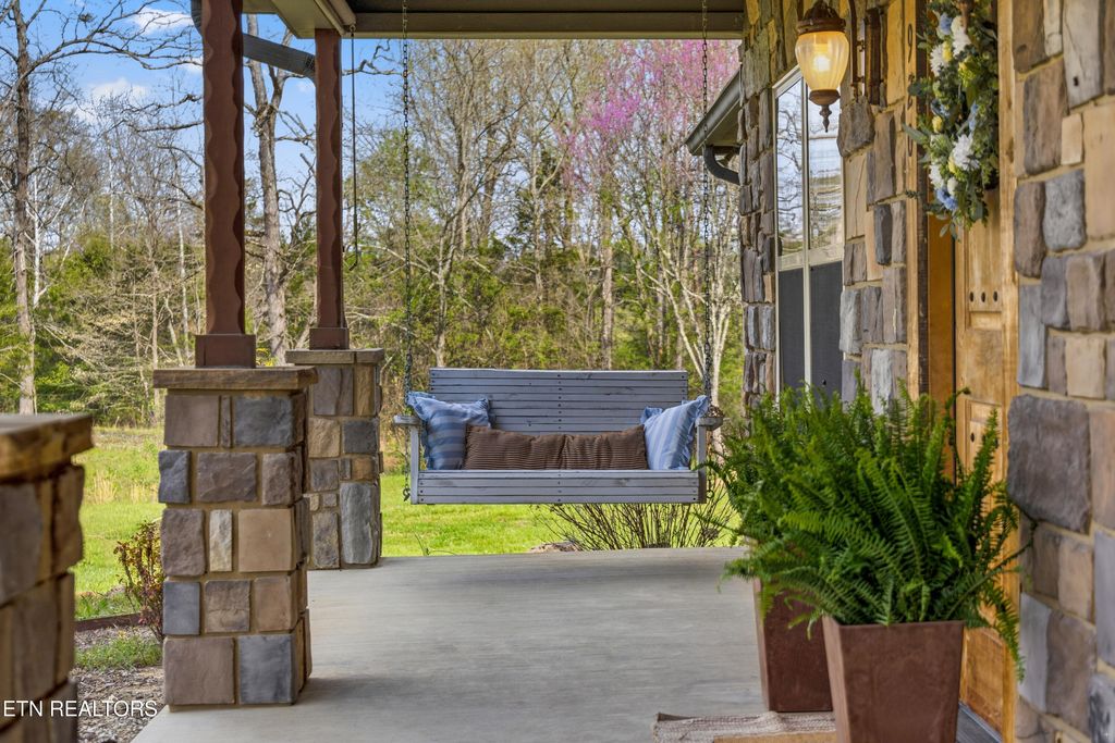 Photo of 920 Jim Norton Loop, Seymour, TN 37865 (MLS # 1335439)