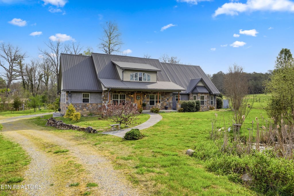 Photo of 920 Jim Norton Loop, Seymour, TN 37865 (MLS # 1335439)