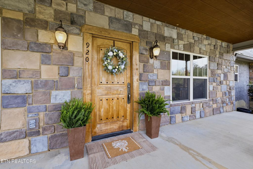 Photo of 920 Jim Norton Loop, Seymour, TN 37865 (MLS # 1335439)