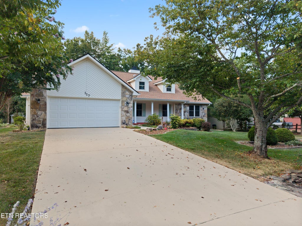 Photo of 117 Lynhurst Drive, Crossville, TN 38558 (MLS # 1354664)