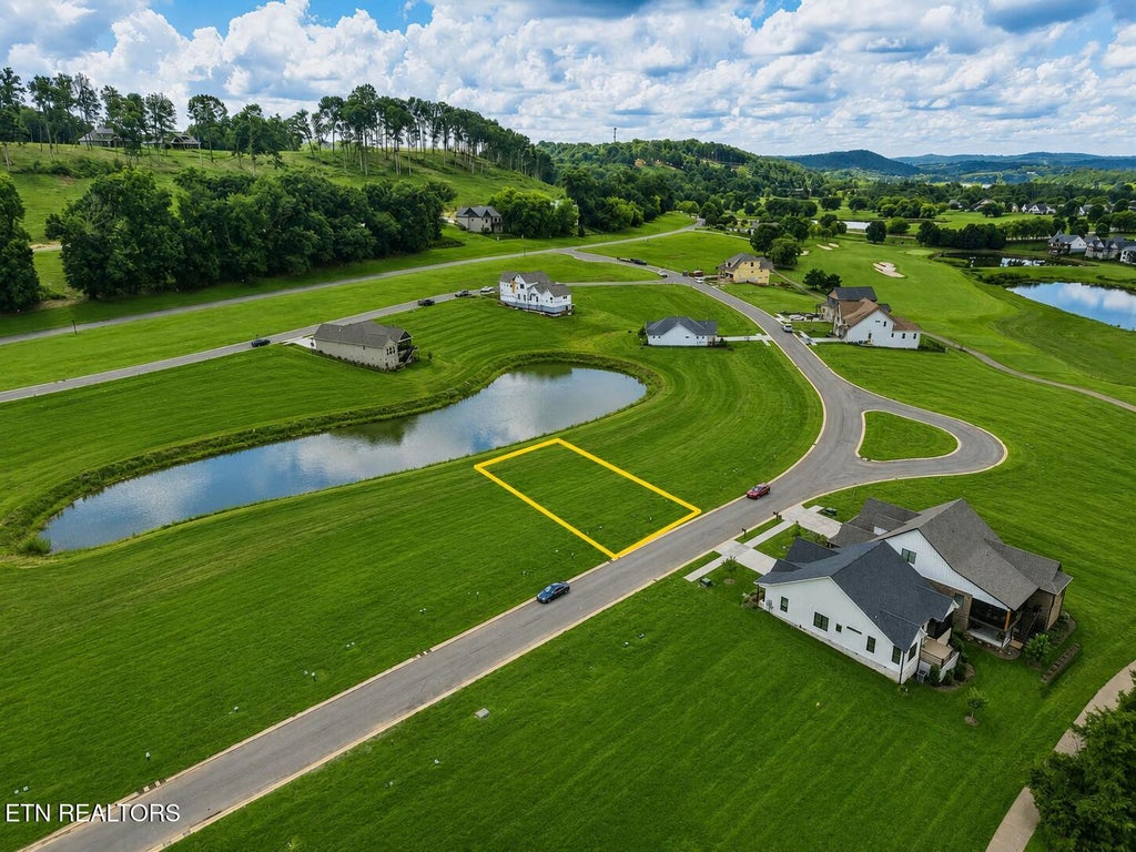 Photo of 652 Black Bear Circle, Loudon, TN 37774 (MLS # 1351427)
