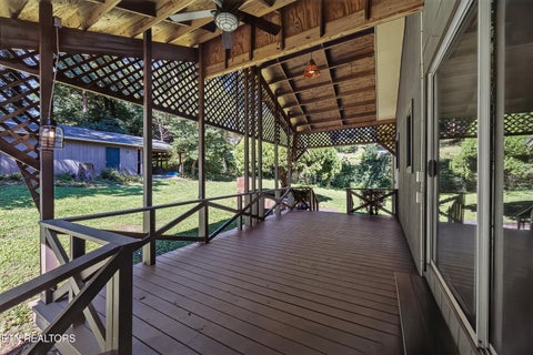 Tiny photo for 403 Delaware Ave, Oak Ridge, TN 37830 (MLS # 1354563)