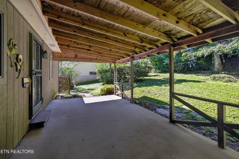 Tiny photo for 403 Delaware Ave, Oak Ridge, TN 37830 (MLS # 1354563)