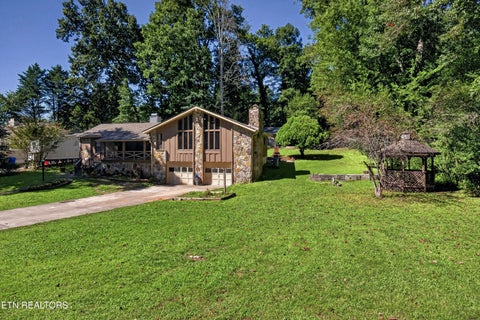 Tiny photo for 403 Delaware Ave, Oak Ridge, TN 37830 (MLS # 1354563)
