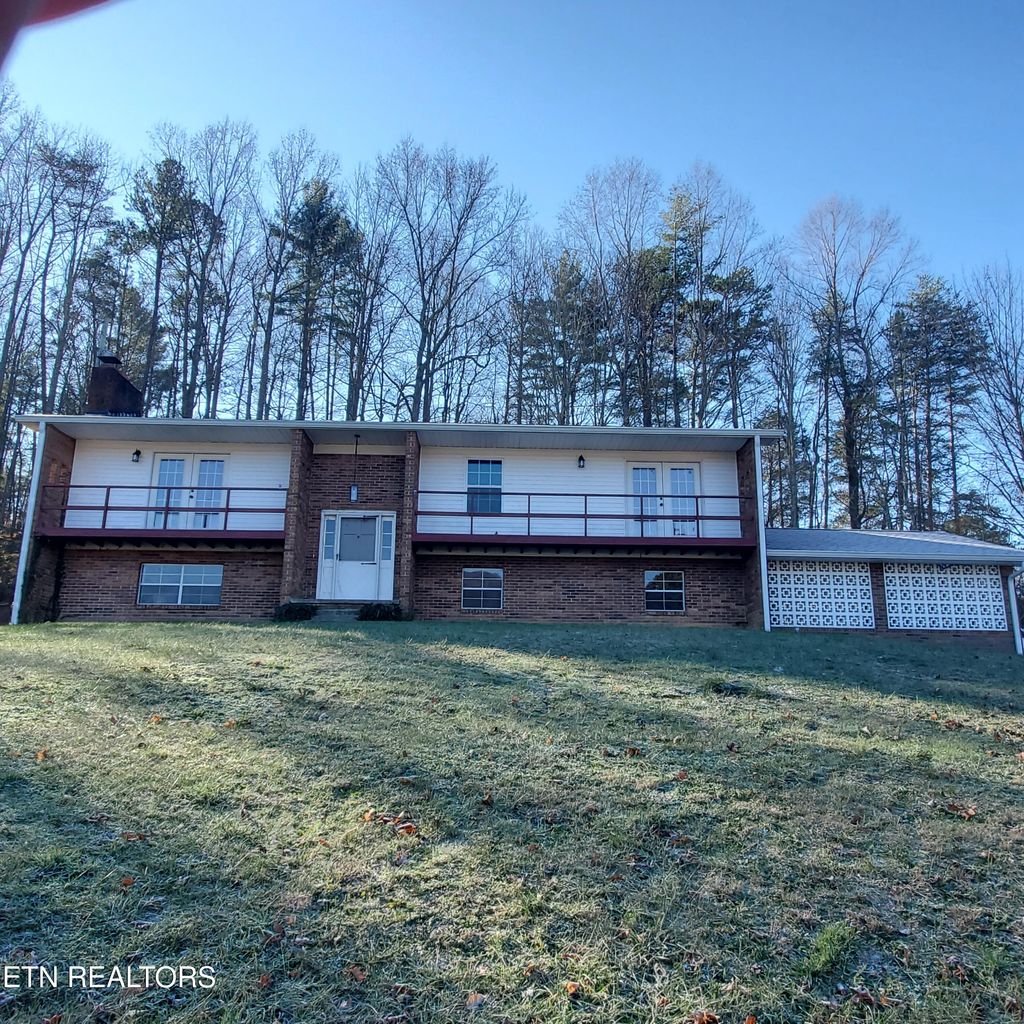 Photo of 1522 Knoxville Hwy, Wartburg, TN 37887 (MLS # 1284248)