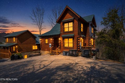 Photo of 741 Chickasaw Gap Way, Pigeon Forge, TN 37863 (MLS # 1343544)