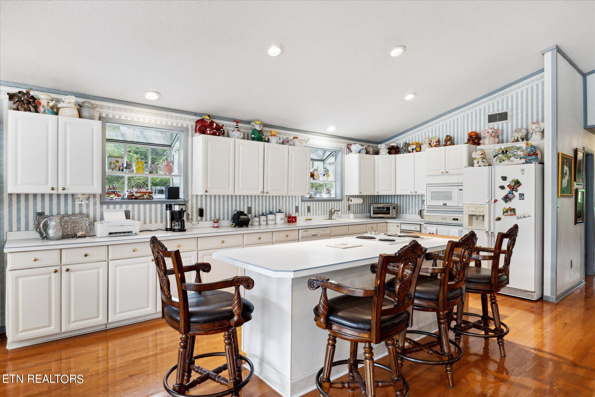 1356 Jayell Rd