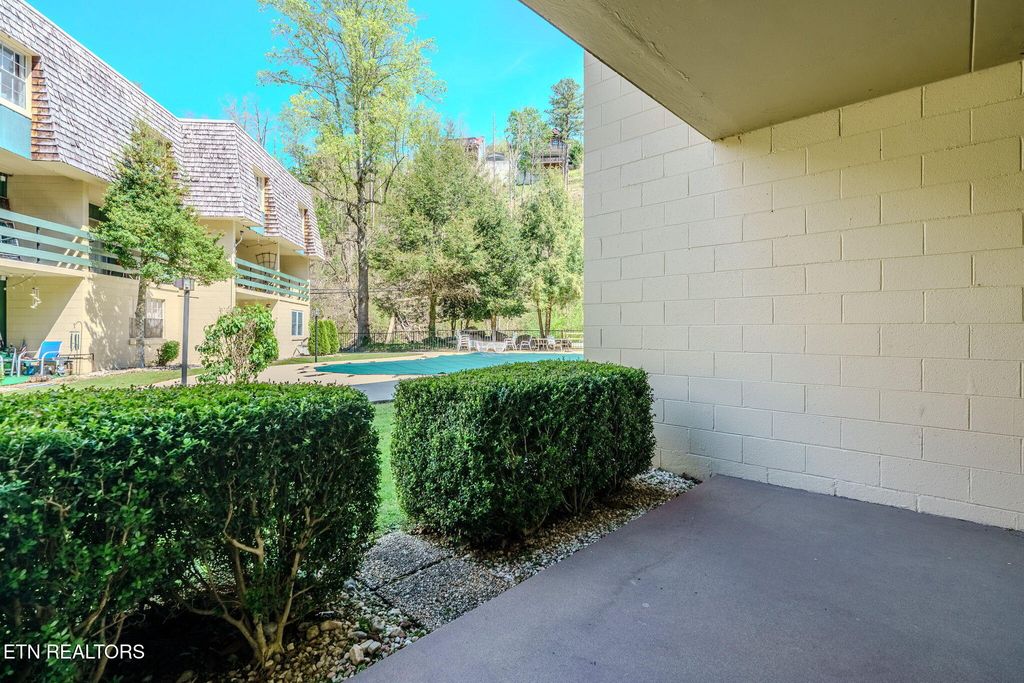 Photo of 260 Roaring Fork Rd #106, Gatlinburg, TN 37738 (MLS # 1336816)