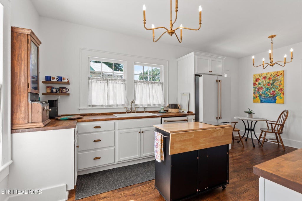 Photo of 4218 Tennessee Ave, Chattanooga, TN 37409 (MLS # 1349164)