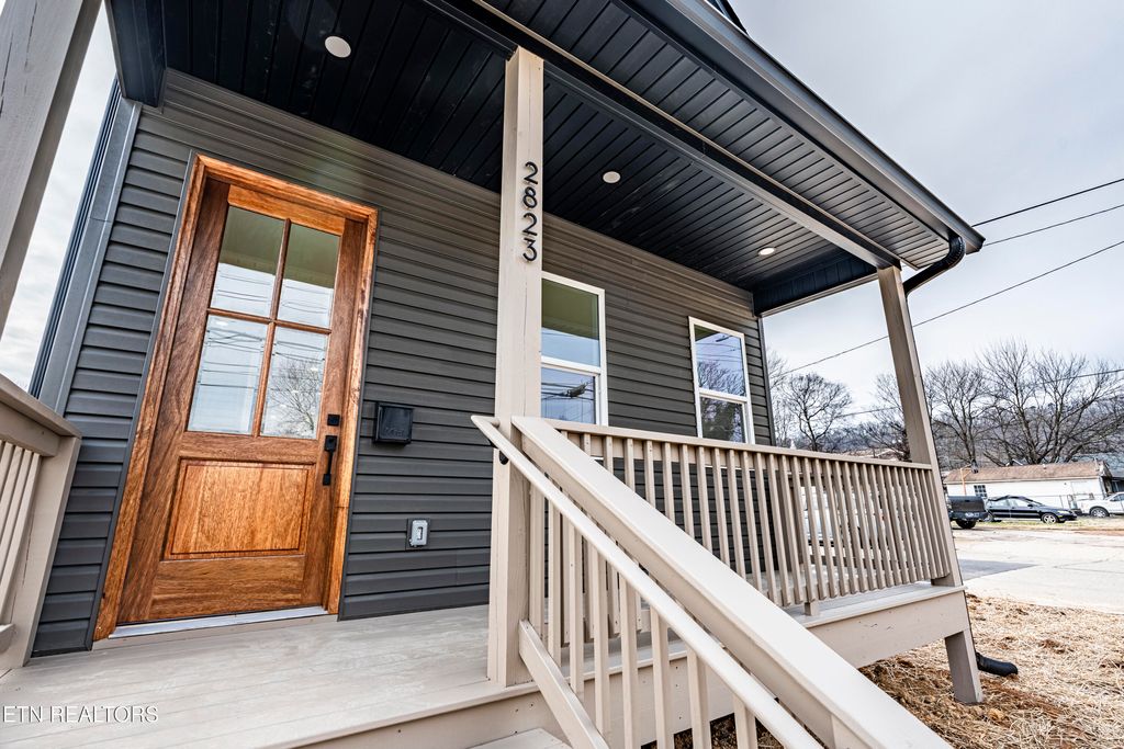 Photo of 2823 Johnston St, Knoxville, TN 37921 (MLS # 1328045)