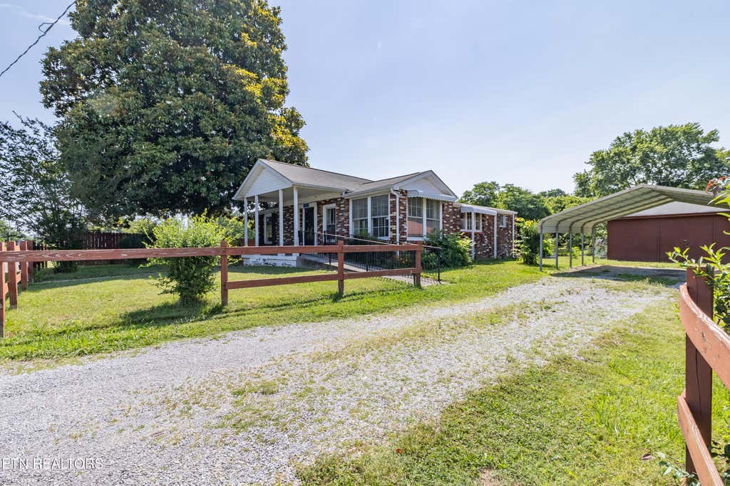 Photo of 1812 Brook Ave, Maryville, TN 37801 (MLS # 1346147)