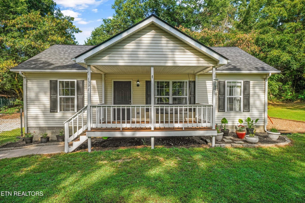 Photo of 1392 James Ferry Rd, Kingston, TN 37763 (MLS # 1354646)