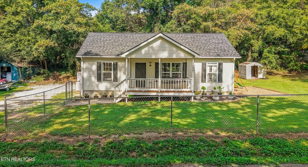 Photo of 1392 James Ferry Rd, Kingston, TN 37763 (MLS # 1354646)