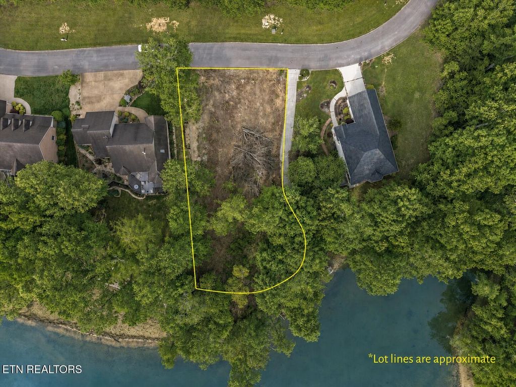 Photo of 117 Osprey Way, Harriman, TN 37748 (MLS # 1339925)