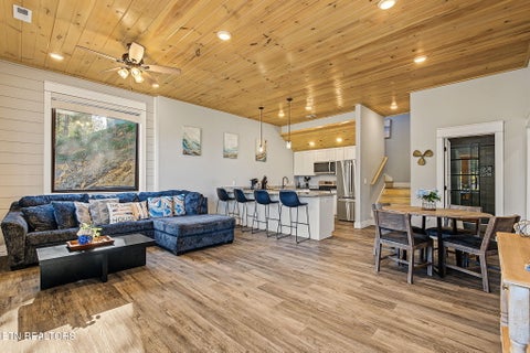 Tiny photo for 810 Blue Herring Way, Sevierville, TN 37876 (MLS # 1359673)