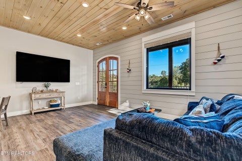 Tiny photo for 810 Blue Herring Way, Sevierville, TN 37876 (MLS # 1359673)