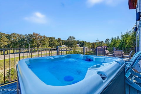 Tiny photo for 810 Blue Herring Way, Sevierville, TN 37876 (MLS # 1359673)
