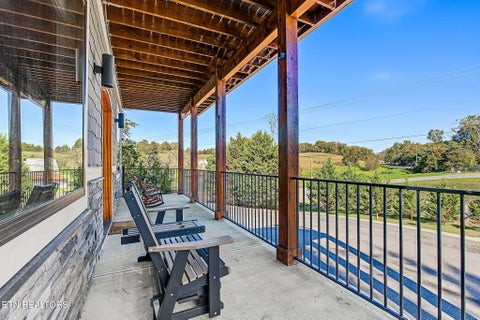 Tiny photo for 810 Blue Herring Way, Sevierville, TN 37876 (MLS # 1359673)