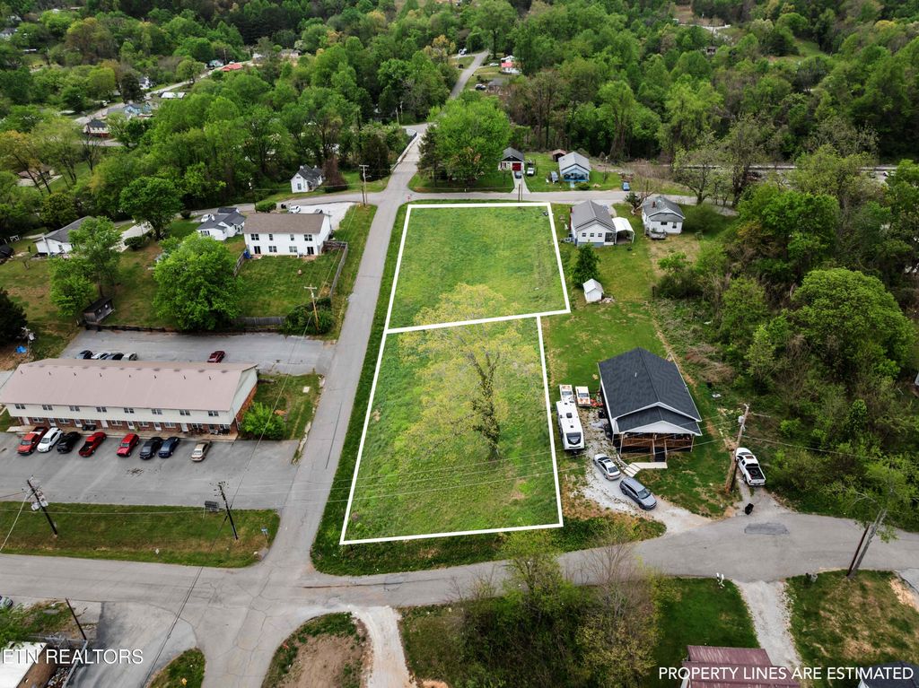 Photo of W Prospect St, LaFollette, TN 37766 (MLS # 1337209)