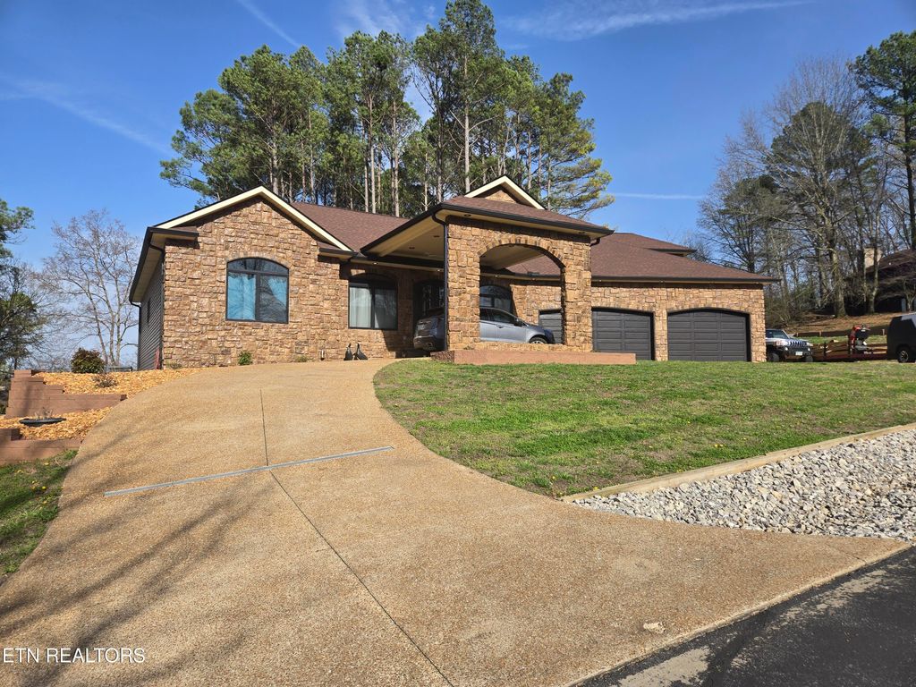 Photo of 301 Inagehi Lane, Loudon, TN 37774 (MLS # 1332687)