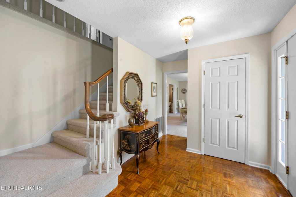 Photo of 1020 Crooked Springs Rd, Knoxville, TN 37932 (MLS # 1318328)