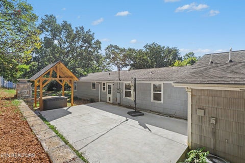 Tiny photo for 5603 S Briscoe Circle, Knoxville, TN 37912 (MLS # 1354672)