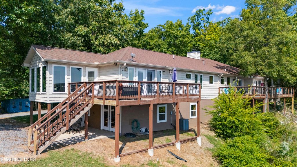 Photo of 2787 E End Rd, Sevierville, TN 37876 (MLS # 1316769)