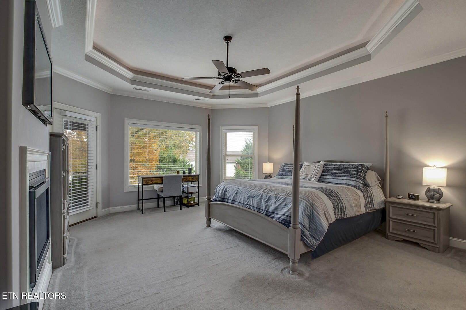 Loudon, Tennessee 37774, United States, 4 Bedrooms Bedrooms, ,4 BathroomsBathrooms,Residential,Pending,242487