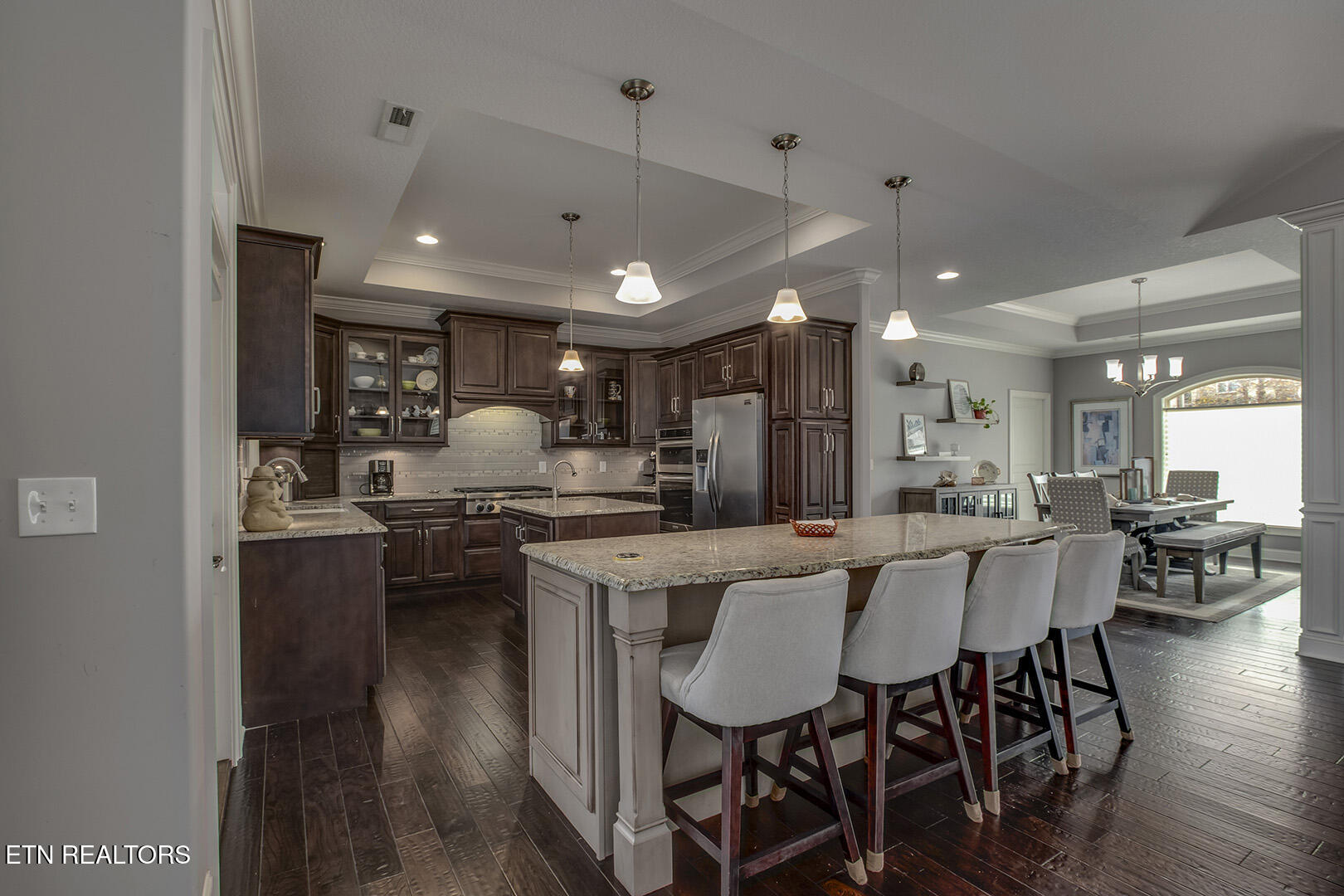 Loudon, Tennessee 37774, United States, 4 Bedrooms Bedrooms, ,4 BathroomsBathrooms,Residential,Pending,242487