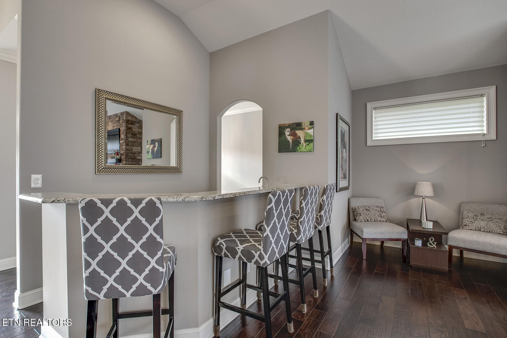 Loudon, Tennessee 37774, United States, 4 Bedrooms Bedrooms, ,4 BathroomsBathrooms,Residential,Pending,242487