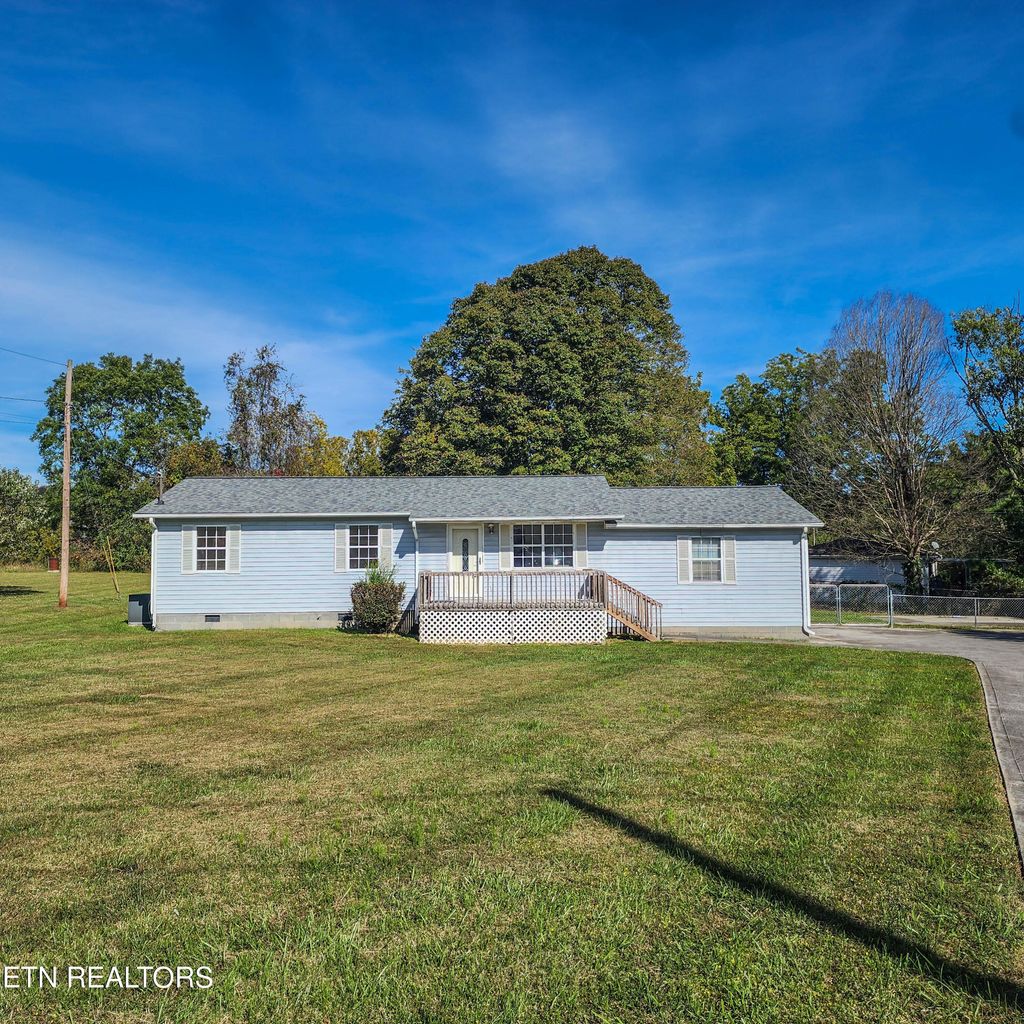 Photo of 114 Airport Rd, Maynardville, TN 37807 (MLS # 1279494)