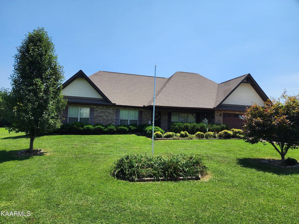Photo of 1408 Sally View Drive, Friendsville, TN 37737 (MLS # 1236337)