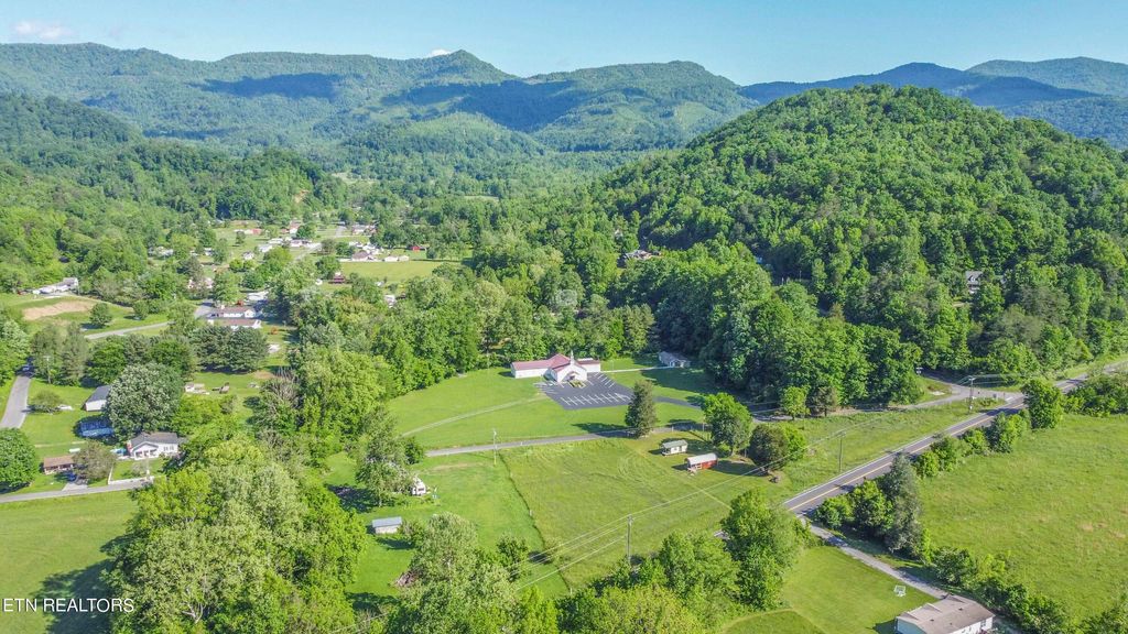 Photo of 135 Frost Bottom Church Lane, Oliver Springs, TN 37840 (MLS # 1262593)