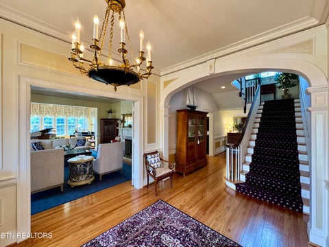 Tiny photo for 403 Church St, Sweetwater, TN 37874 (MLS # 1354890)