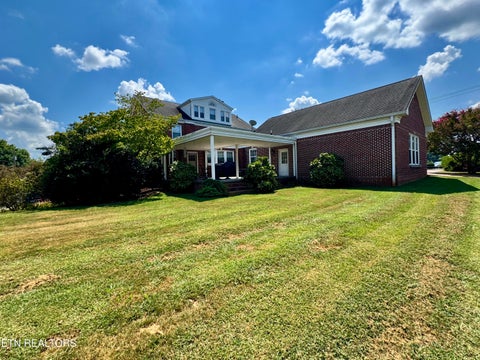 Tiny photo for 403 Church St, Sweetwater, TN 37874 (MLS # 1354890)