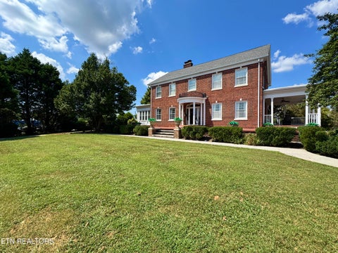 Photo of 403 Church St, Sweetwater, TN 37874 (MLS # 1354890)