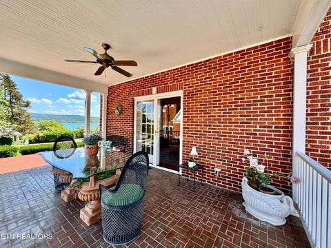 Tiny photo for 403 Church St, Sweetwater, TN 37874 (MLS # 1354890)
