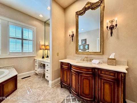 Tiny photo for 403 Church St, Sweetwater, TN 37874 (MLS # 1354890)