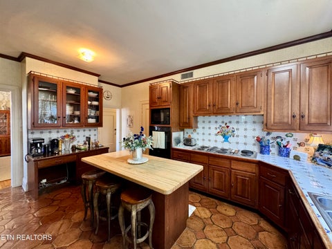 Tiny photo for 403 Church St, Sweetwater, TN 37874 (MLS # 1354890)