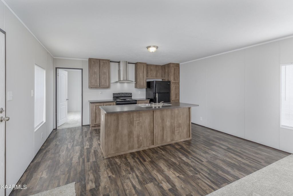 Photo of 348 Wilhite Lane, Strawberry Plains, TN 37871 (MLS # 1219761)