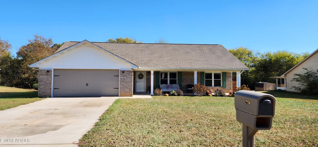 Photo of 724 Meadow Ridge Rd, Walland, TN 37886 (MLS # 1244079)