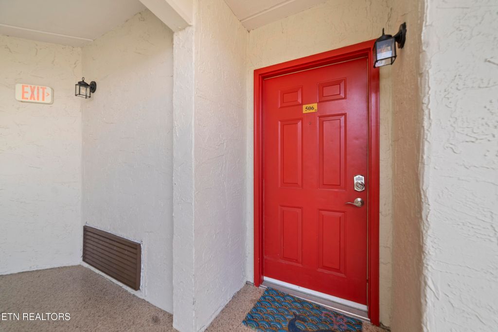 Photo of 102 Baskins Creek Bypass Byp #506, Gatlinburg, TN 37738 (MLS # 1322933)