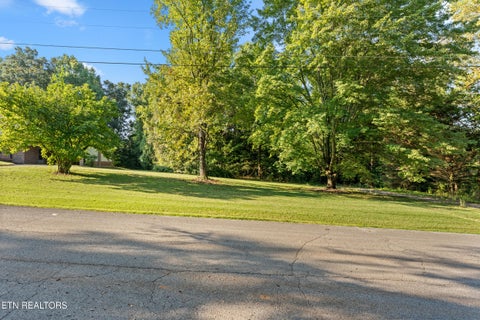 Photo of 537 Bob White Drive, Loudon, TN 37774 (MLS # 1354662)