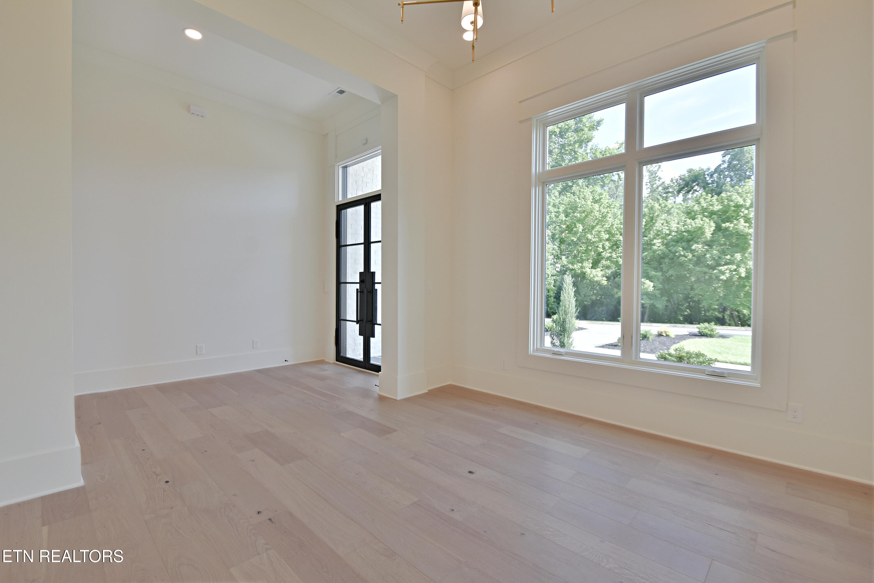 2410 Woodland Reserve Lane