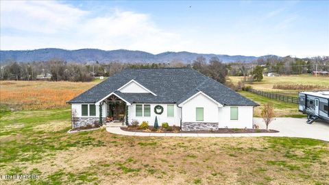 Photo of 129 Austin Lane, Jacksboro, TN 37757 (MLS # 1322900)