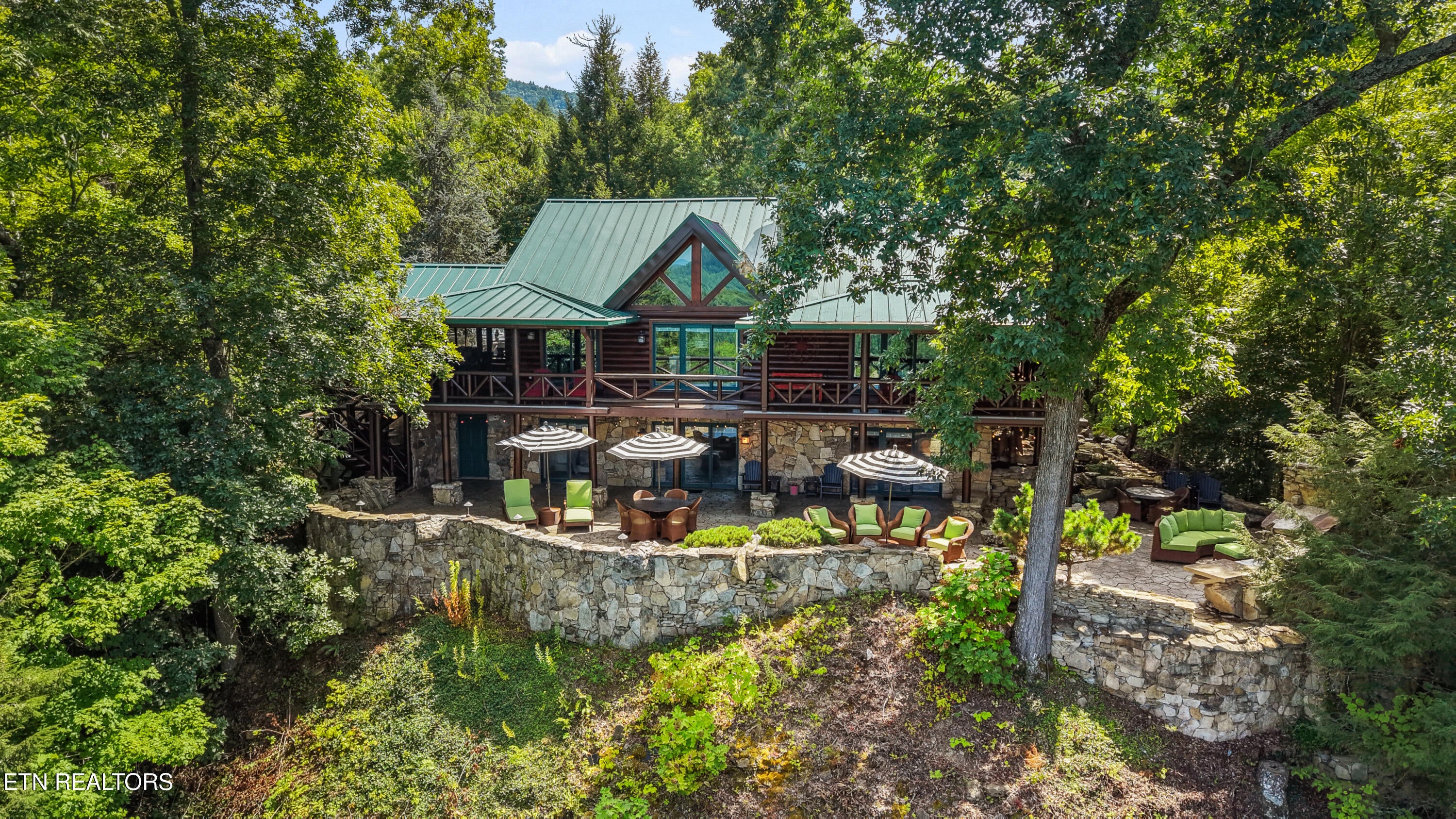 524 Laurel Rd