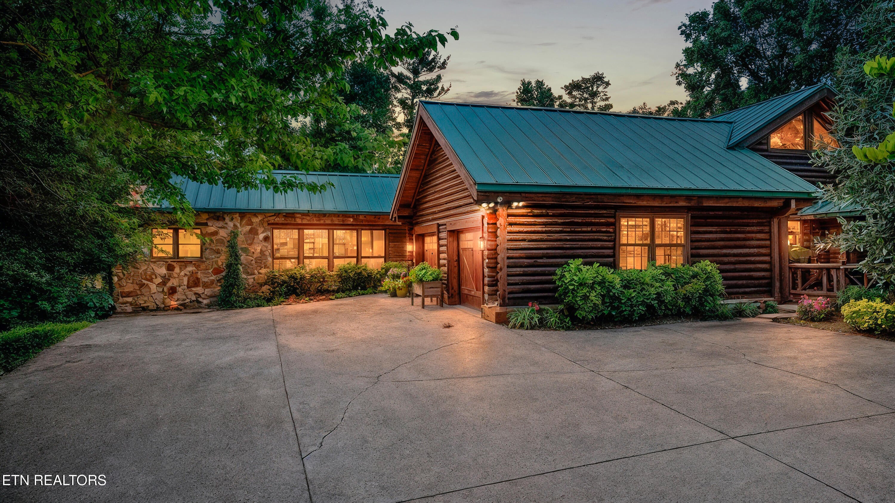 524 Laurel Rd