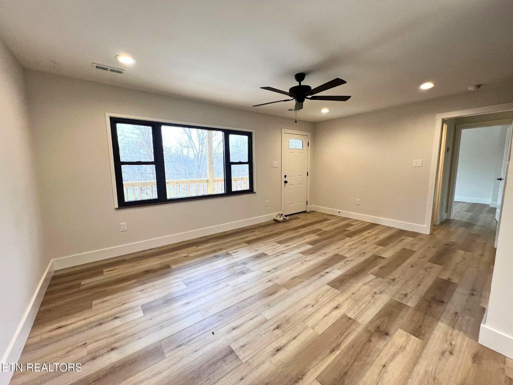 Photo of 9905 Coward Mill Rd, Knoxville, TN 37931 (MLS # 1323520)