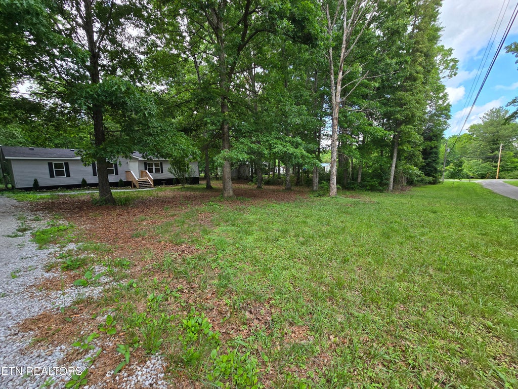 Photo of 601 Foxwood Drive, Crossville, TN 38571 (MLS # 1342783)