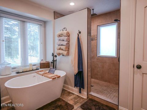 Tiny photo for 2419 Breckenridge St, Athens, TN 37303 (MLS # 1329553)